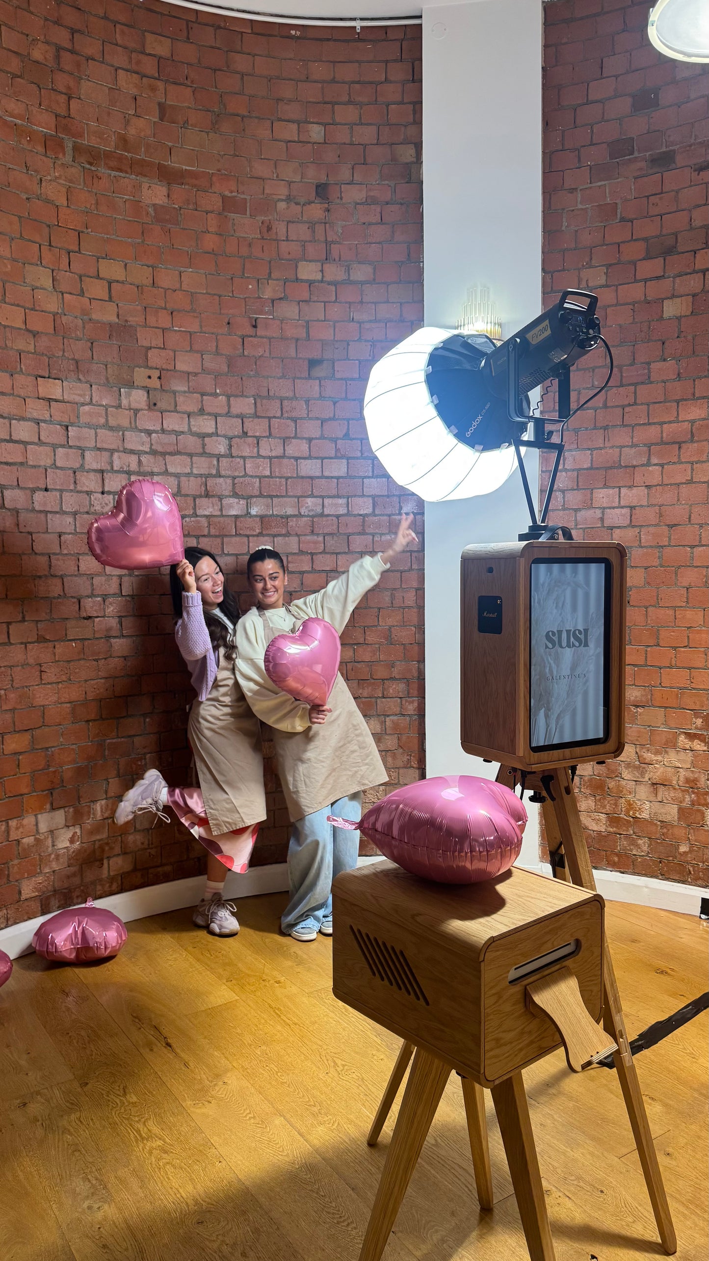 Galentine's Candle Making Workshop